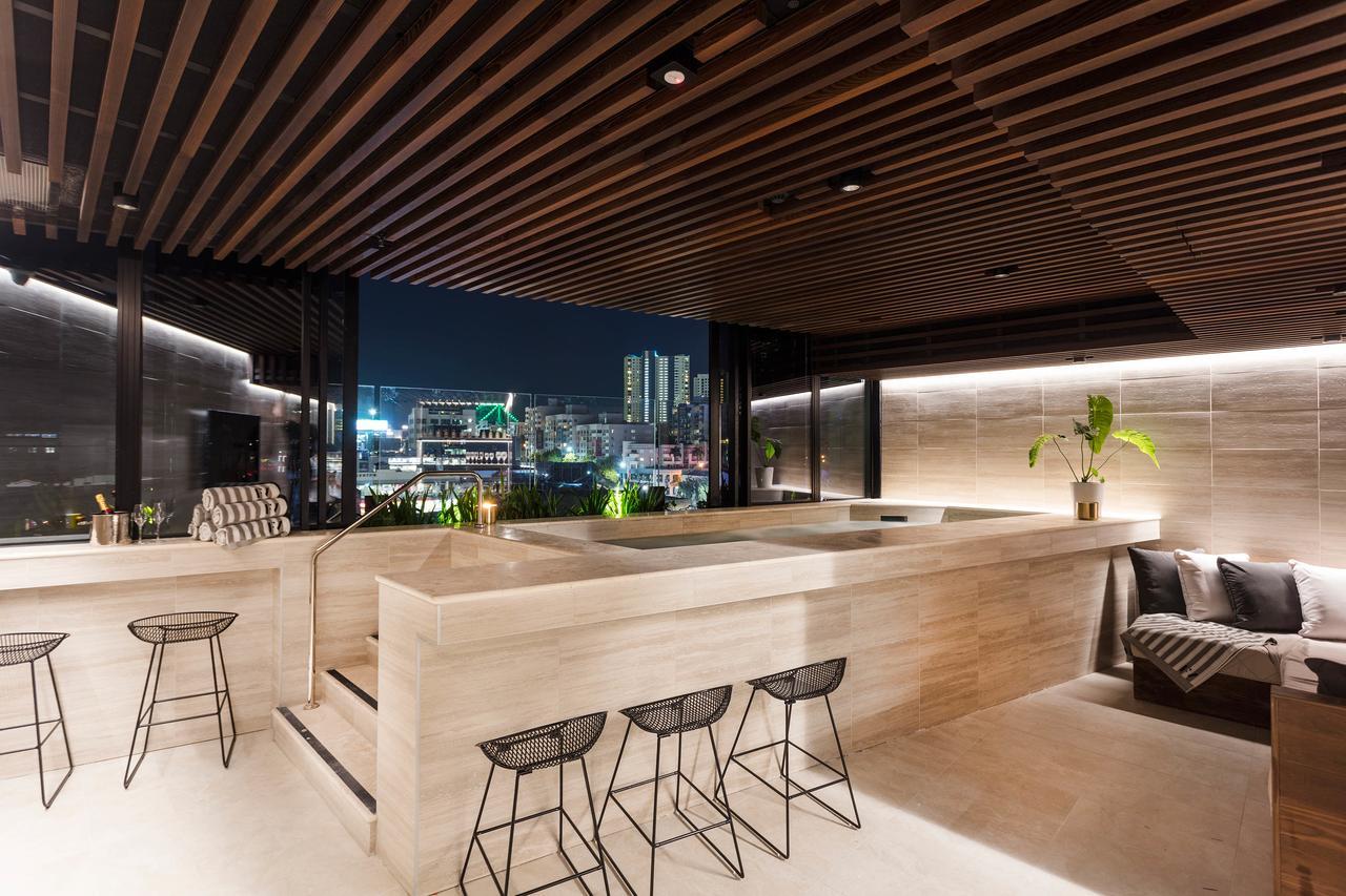 Aparthotel Fv By Peppers à Brisbane Extérieur photo The Sky Bar