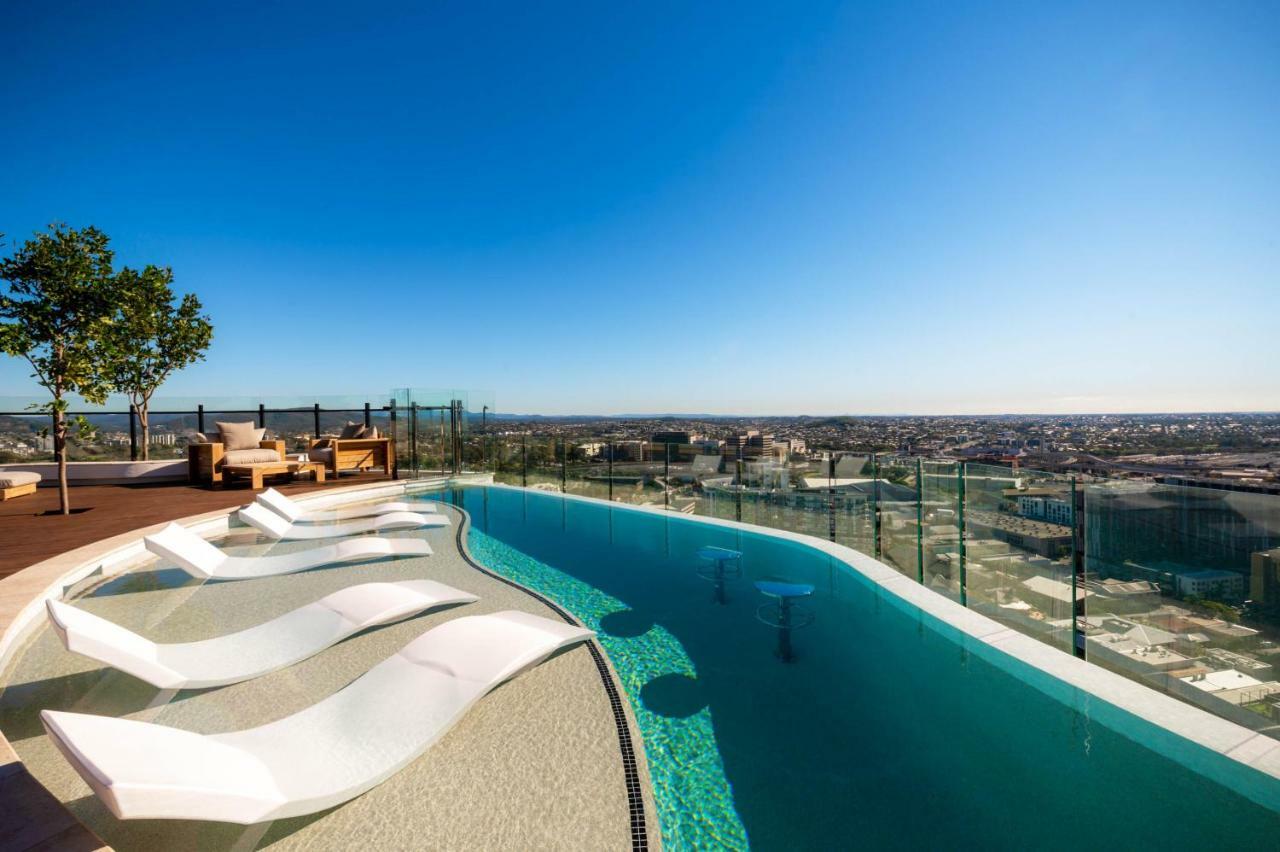 Aparthotel Fv By Peppers à Brisbane Extérieur photo Skyline Residences rooftop pool