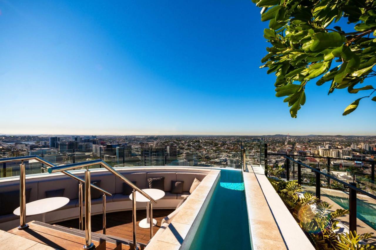 Aparthotel Fv By Peppers à Brisbane Extérieur photo Skyline pool