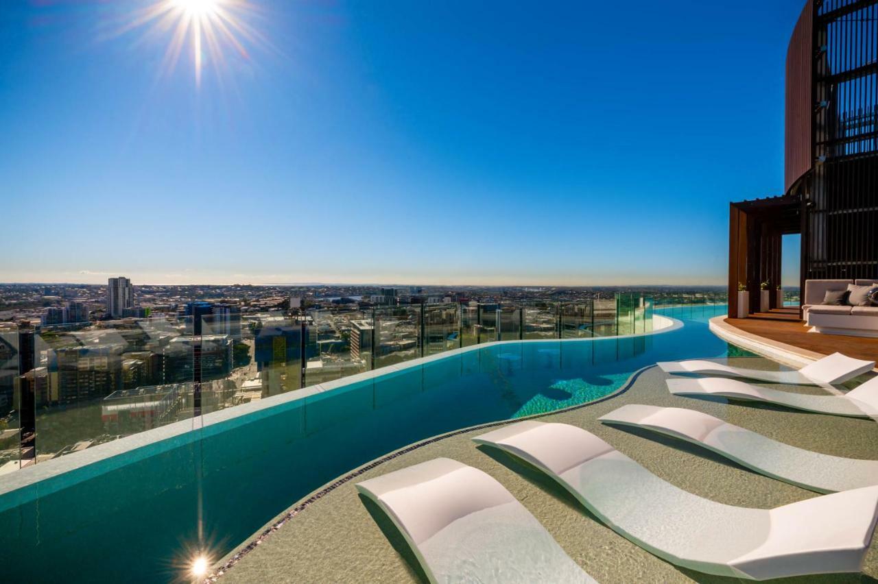 Aparthotel Fv By Peppers à Brisbane Extérieur photo Skyline pool